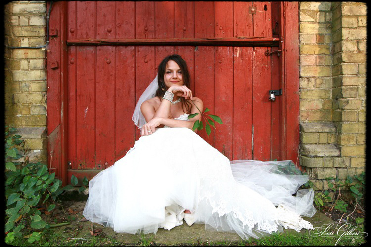 &copy; Scott Gilbert