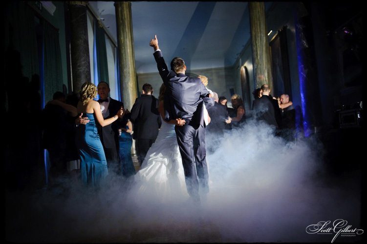 &copy; Scott Gilbert