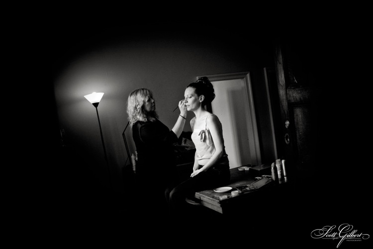 &copy; Scott Gilbert