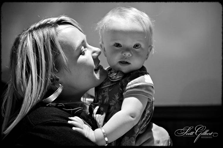 &copy; Scott Gilbert