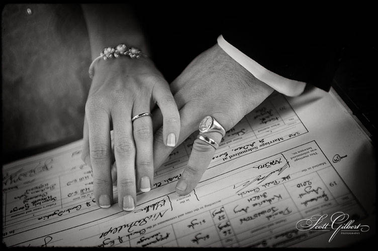 &copy; Scott Gilbert